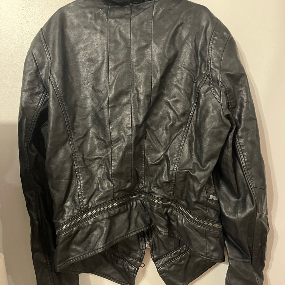 Guess leather jacket - Picture 2 of 5
